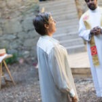 Mariette Witteveen (Gesang) und Pater Paul am Turm 20 Theater & Kulturverein